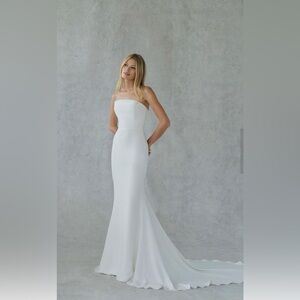 Alexandra grecco Sloan wedding dress! Worn once for my wedding and dry cleaned